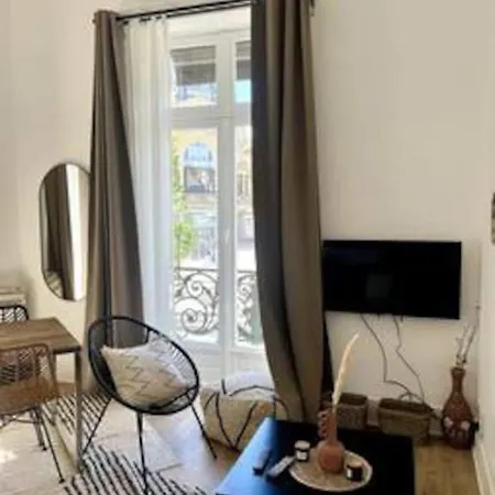 Casa Kuta - Place De La Comedie, * مونبيلييه