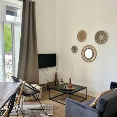 Casa Kuta - Place De La Comedie, شقة
