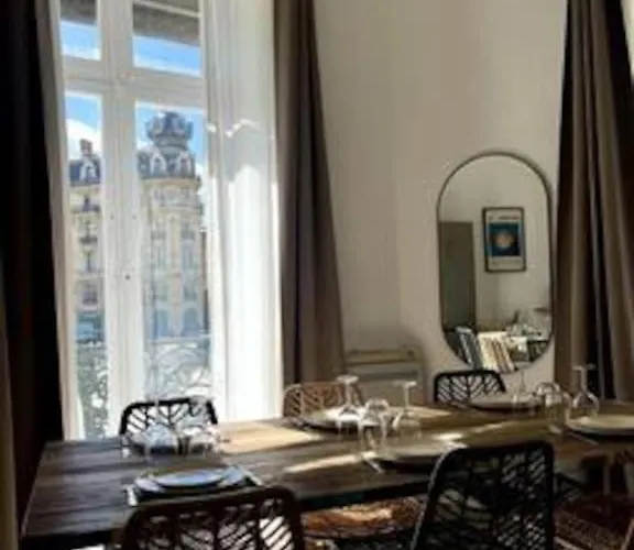 Casa Kuta - Place De La Comedie, 아파트